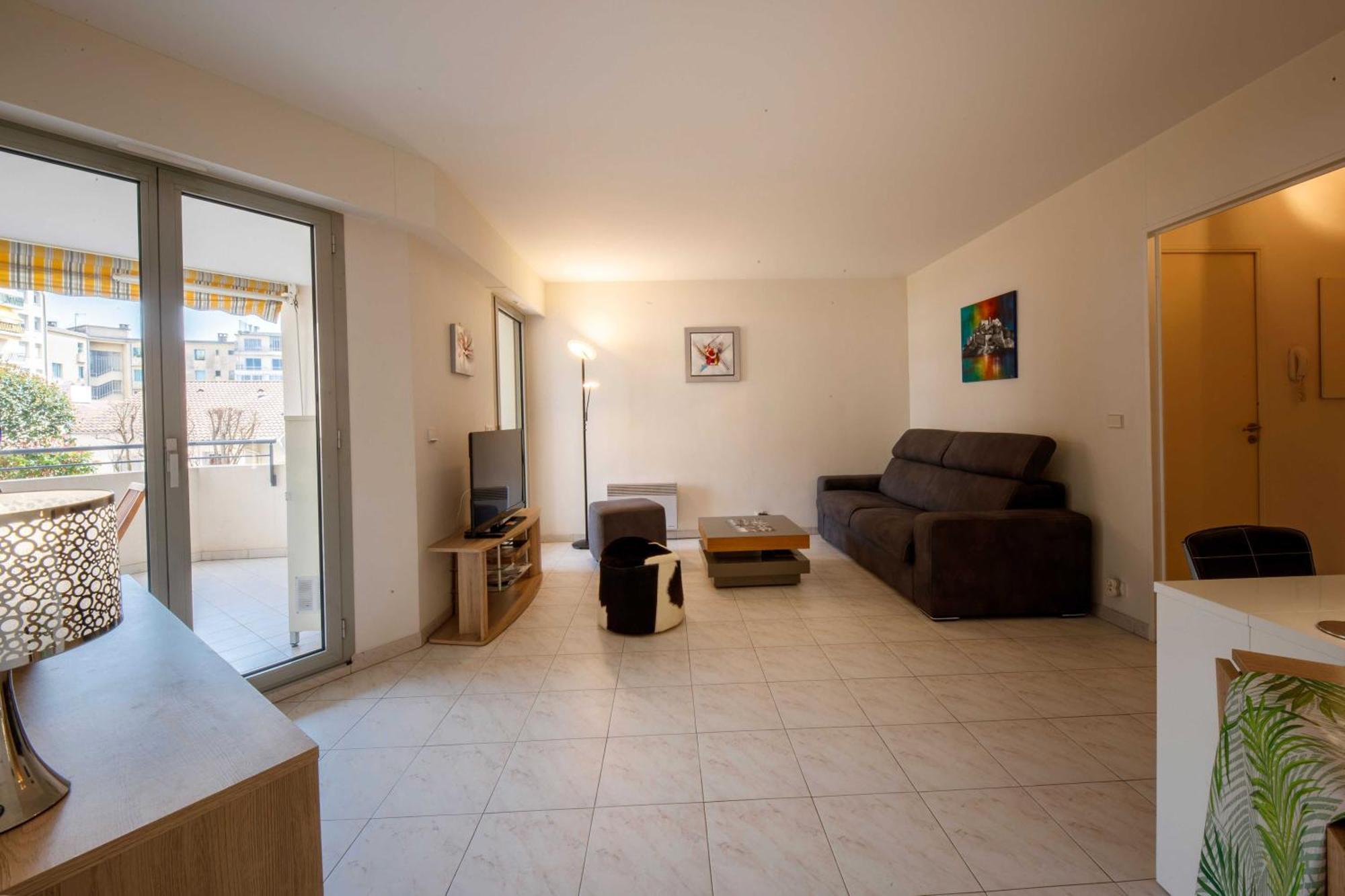 Espace Republique Apartment Cannes